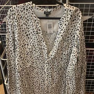 Emma - White Leopard Print Challis Babydoll Tunic